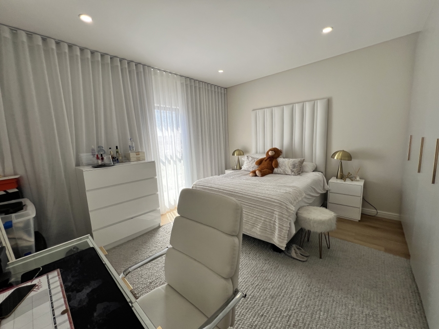 To Let 2 Bedroom Property for Rent in Sandown Western Cape